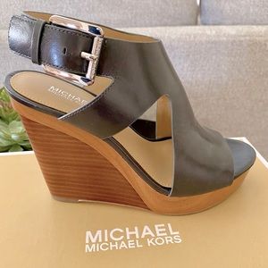 MICHAEL KORS Charcoal Wedge Heel Size 6
